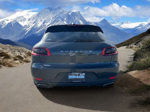Used 2017 Porsche Macan AWD/4WD image 4