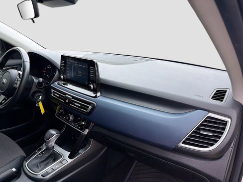 Used 2021 Kia Seltos S AWD/4WD image 27