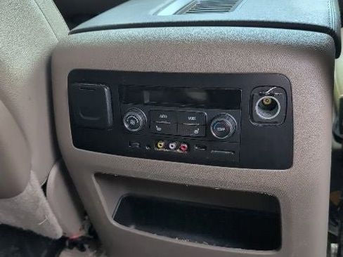Used 2016 Chevrolet Suburban LTZ AWD/4WD image 15