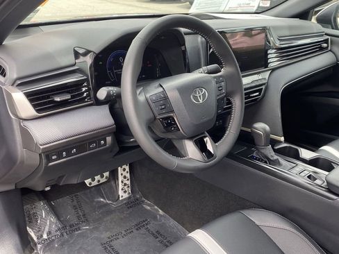 Used 2026 Toyota Camry SE FWD image 21