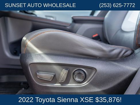 Used 2022 Toyota Sienna XSE FWD image 50