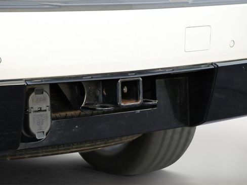 Used 2024 Cadillac Escalade ESV Premium Luxury image 8