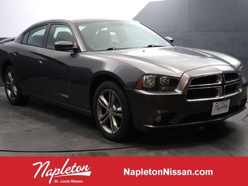 Used 2014 Dodge Charger SXT Plus image 1
