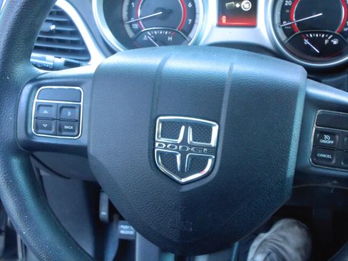 Used 2016 Dodge Journey SXT w/ Comfort/Convenience Group FWD image 14
