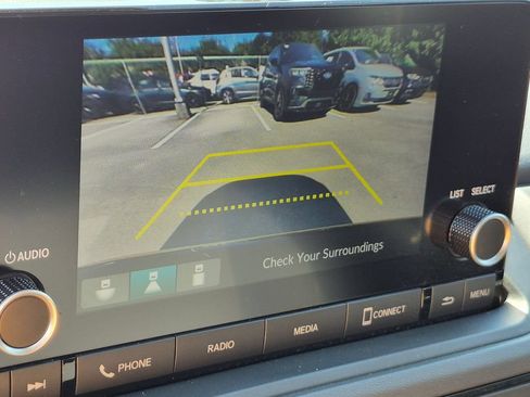 Used 2025 Honda Accord LX image 17
