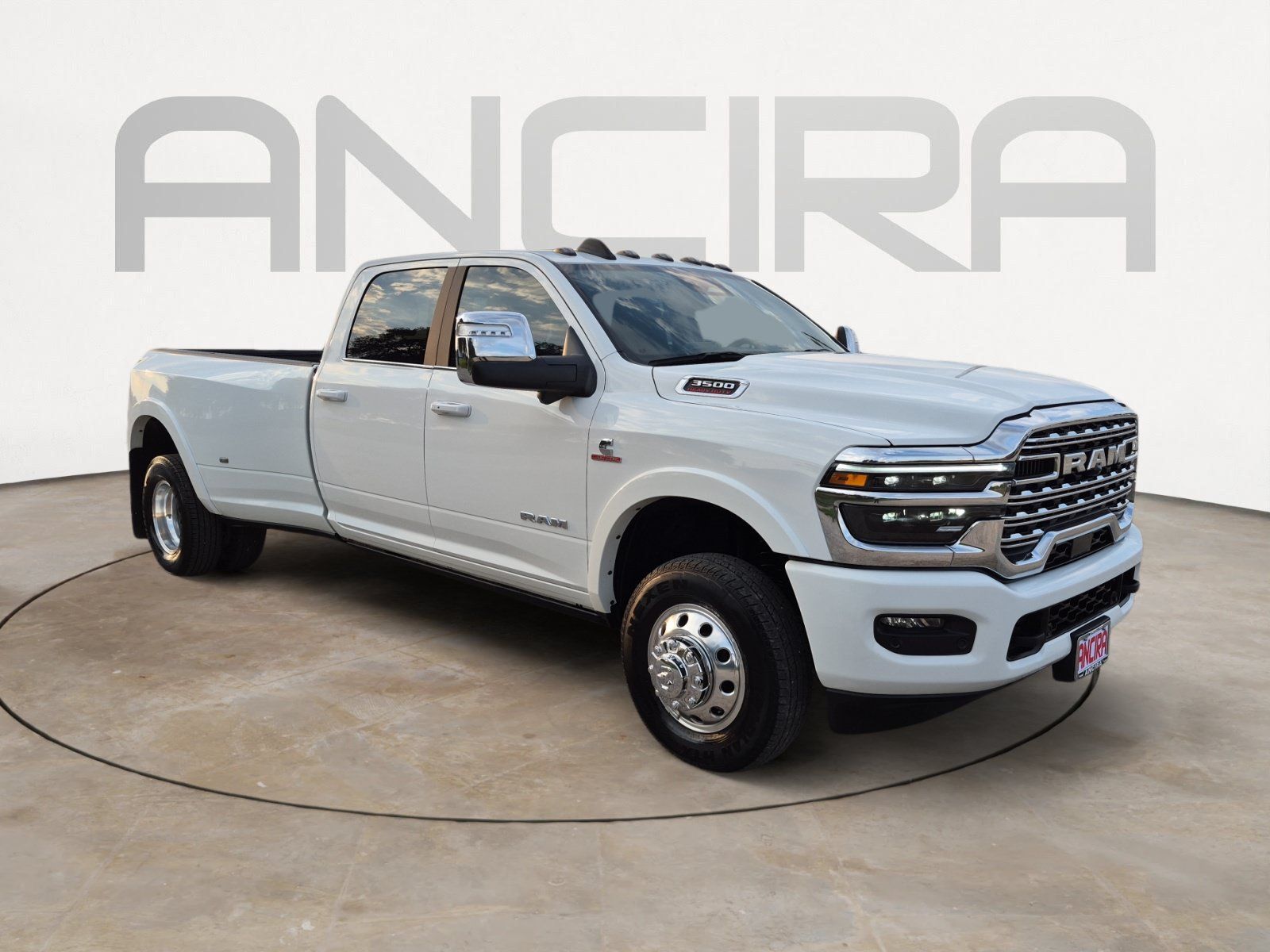 Used 2025 RAM 3500 Longhorn AWD/4WD image 4