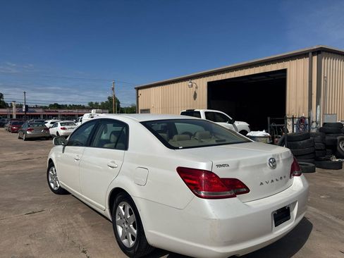 Used 2008 Toyota Avalon XLS FWD image 33