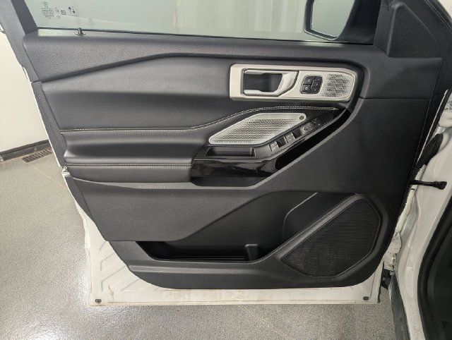Used 2022 Ford Explorer ST w/ Equipment Group 401A AWD/4WD image 9