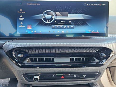 New 2026 BMW 430i Convertible w/ M Sport Package image 23