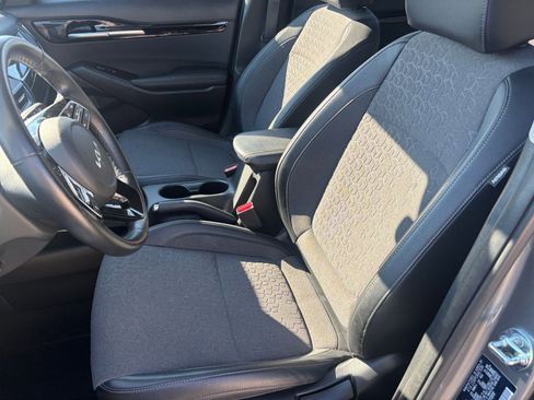 Used 2025 Kia Seltos S image 37