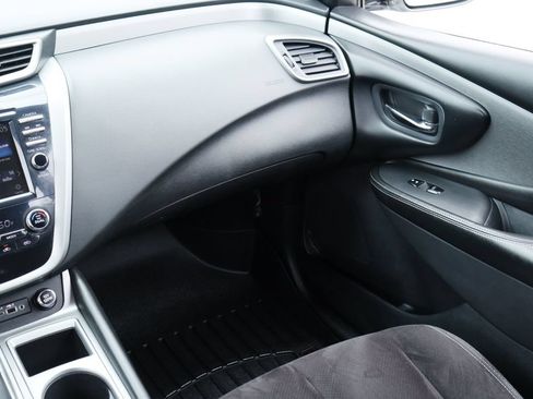 Used 2019 Nissan Murano SV FWD image 25