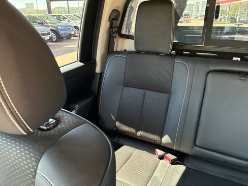 Used 2017 Nissan Titan PRO-4X AWD/4WD image 22