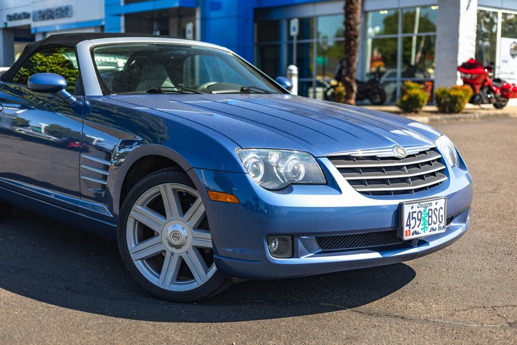 Used 2005 Chrysler Crossfire Limited RWD image 3
