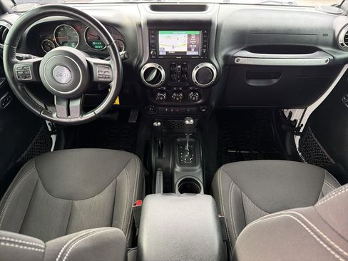 Used 2017 Jeep Wrangler Unlimited Sahara w/ Dual Top Group image 26