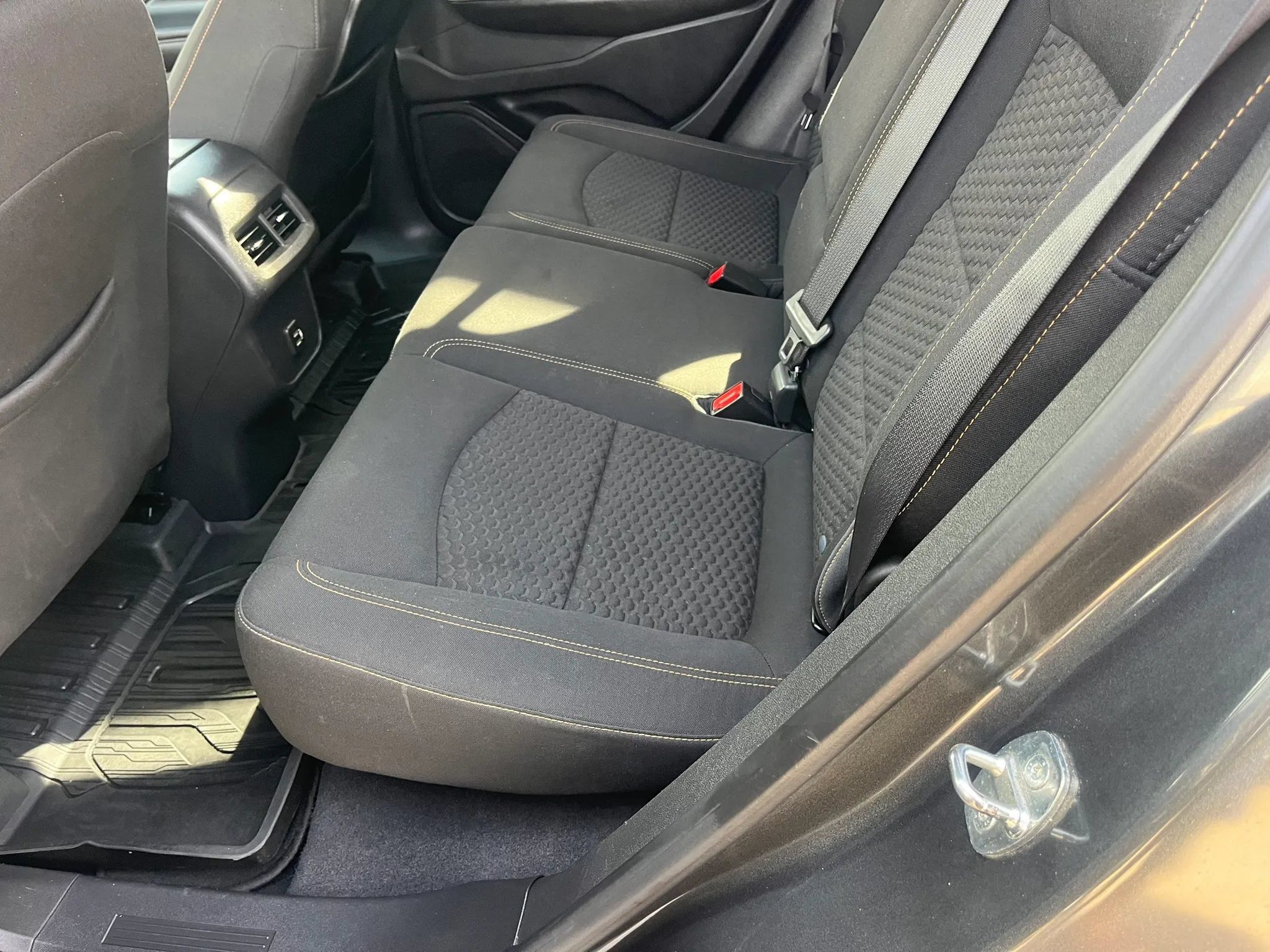 Used 2021 GMC Terrain SLE FWD image 15
