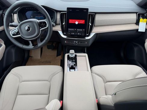 New 2026 Volvo XC90 T8 Plus w/ Protection Package AWD/4WD image 5
