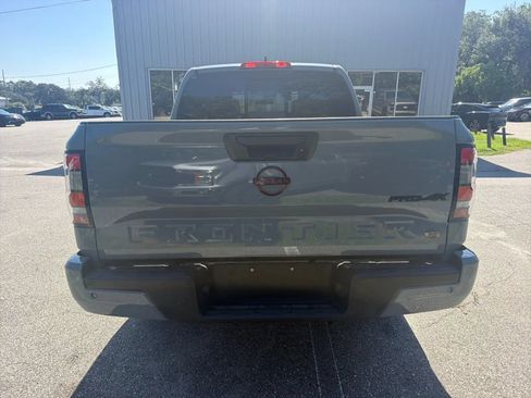 Used 2024 Nissan Frontier PRO-4X w/ Technology Package AWD/4WD image 9