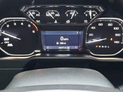 Used 2021 GMC Sierra 1500 AT4 image 2