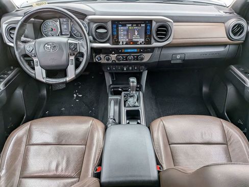 Used 2019 Toyota Tacoma Limited AWD/4WD image 27