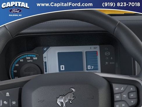 New 2025 Ford Bronco Outer Banks w/ Sasquatch Package image 13