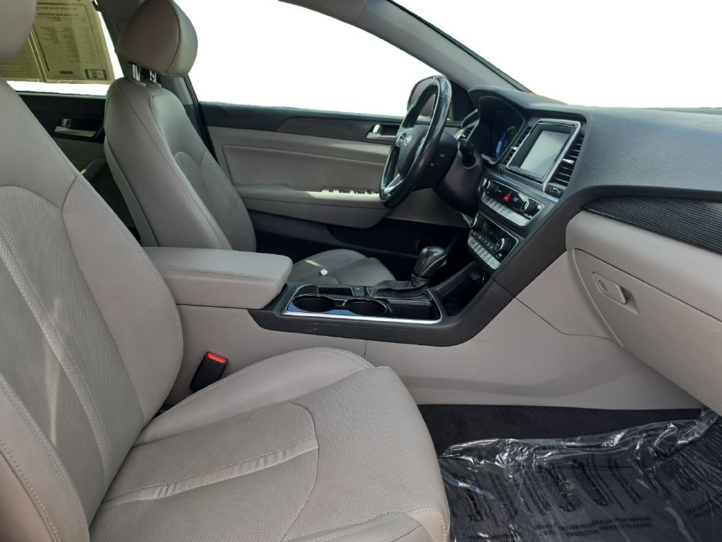 Used 2018 Hyundai Sonata Limited FWD image 15