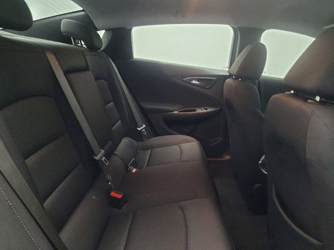 Used 2025 Chevrolet Malibu LT image 19