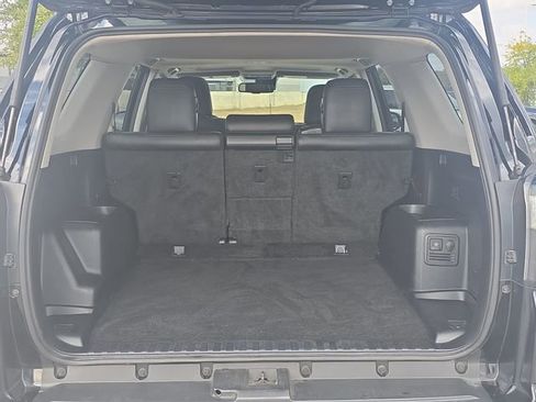 Used 2021 Toyota 4Runner Limited image 12