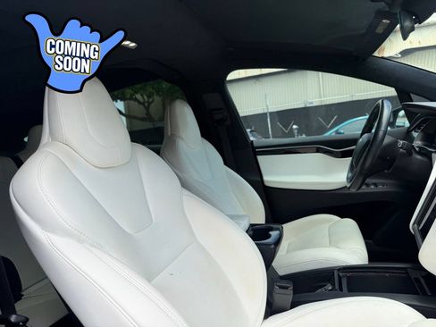 Used 2019 Tesla Model X 75D AWD/4WD image 9