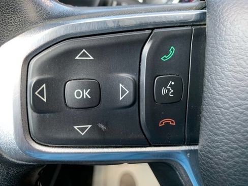Used 2019 RAM 1500 Laramie AWD/4WD image 27