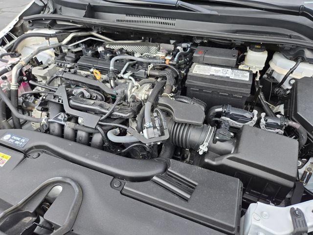 Used 2025 Toyota Corolla LE FWD image 22