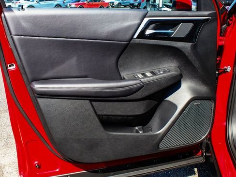 New 2025 Mitsubishi Outlander SE AWD/4WD image 8
