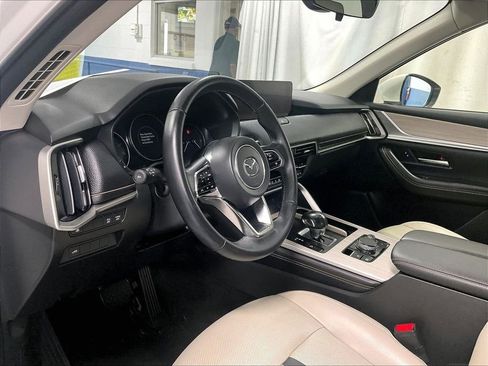 Used 2024 MAZDA CX-90 3.3 Turbo w/ Preferred Plus AWD/4WD image 8