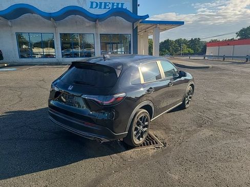 Used 2024 Honda HR-V Sport image 5