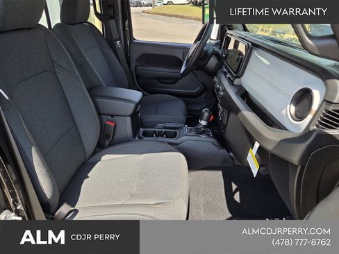 New 2026 Jeep Gladiator Sport image 13