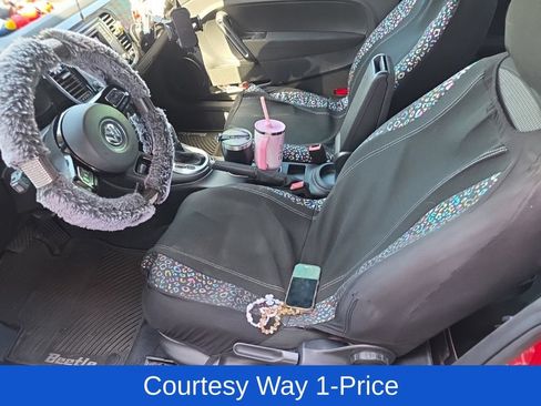 Used 2019 Volkswagen Beetle 2.0T S FWD image 13