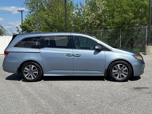 Used 2014 Honda Odyssey Touring image 10