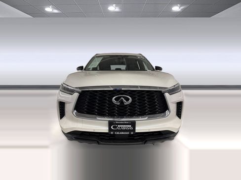 Used 2025 INFINITI QX60 Luxe FWD image 6