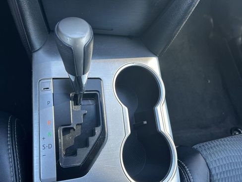 Used 2013 Toyota Camry SE image 18