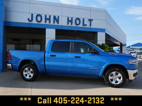 Used 2025 RAM 1500 Big Horn AWD/4WD image 10