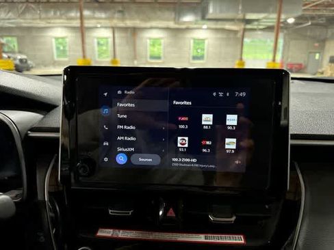 Used 2024 Toyota Corolla Cross AWD Hybrid w/ Convenience Package image 20