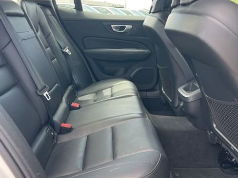 Used 2024 Volvo S60 B5 Core image 28