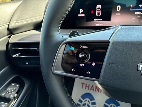 Certified 2025 Nissan Murano SV AWD/4WD image 41