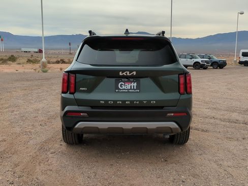 Used 2022 Kia Sorento SX Prestige w/ Rust Color Package image 4