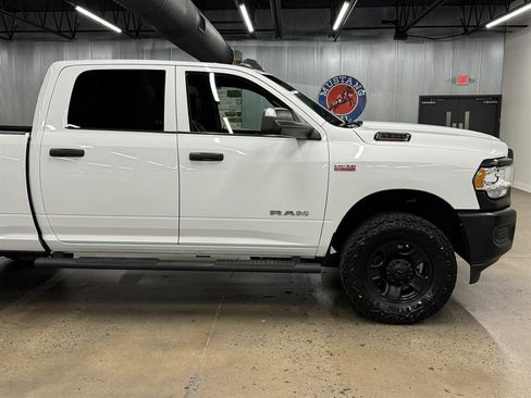 Used 2022 RAM 2500 Tradesman AWD/4WD image 18