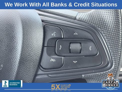 Used 2025 Buick Envista Preferred image 25