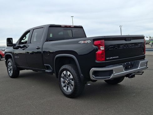 Certified 2025 Chevrolet Silverado 2500 LT w/ All Star Edition AWD/4WD image 4