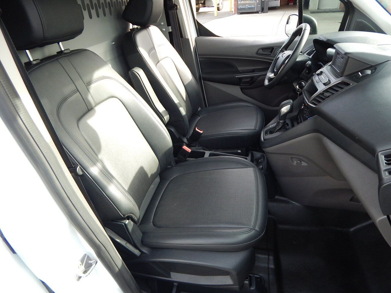 Used 2022 Ford Transit Connect XL FWD image 21