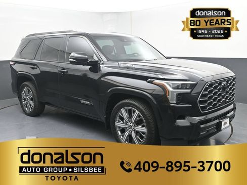 Certified 2024 Toyota Sequoia Platinum AWD/4WD image 1