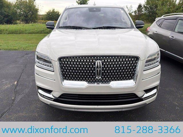 Used 2019 Lincoln Navigator Reserve AWD/4WD image 10