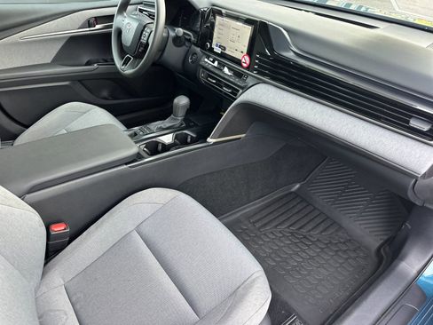 Used 2026 Toyota Camry LE FWD image 16